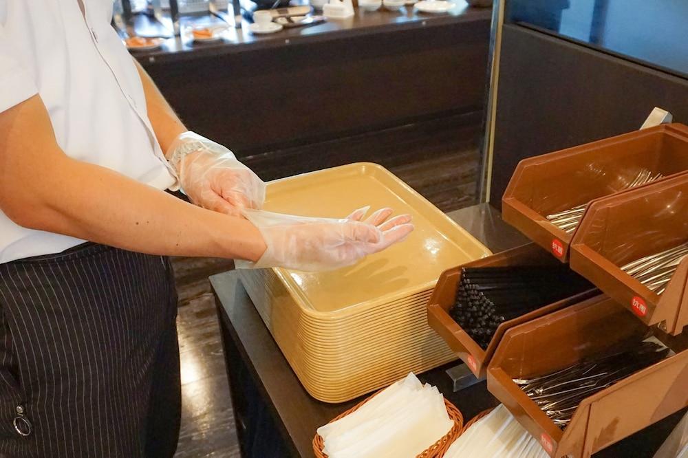 Hotel Route-Inn Toyama Ekimae Экстерьер фото